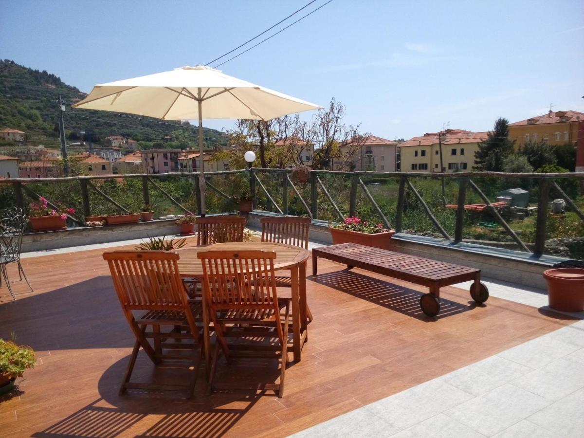 Casa Papaveri Rossi 피날레리구레 외부 사진